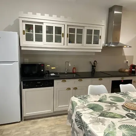 Holiday home Maison 6 Personnes-clim-wifi-proche Centre